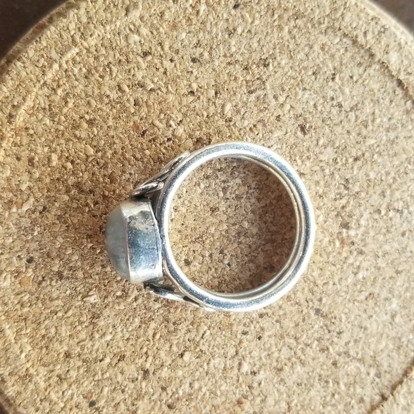 Ring - Picture 5 of 7